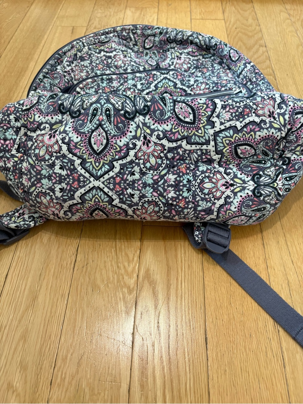 Vera Bradley Campus Backpack Bonbon Medallion Pattern Grey Pink Quilted Travel - Picture 11 of 15
